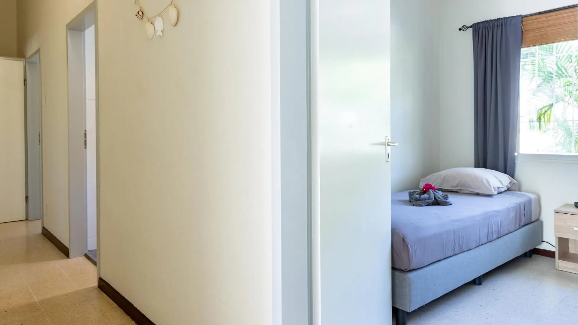 Villa Dushi Arembos, 6 Persons, Private Pool, Comfortable Car, Tropical Garden Grote Berg 0*,  Curaçao