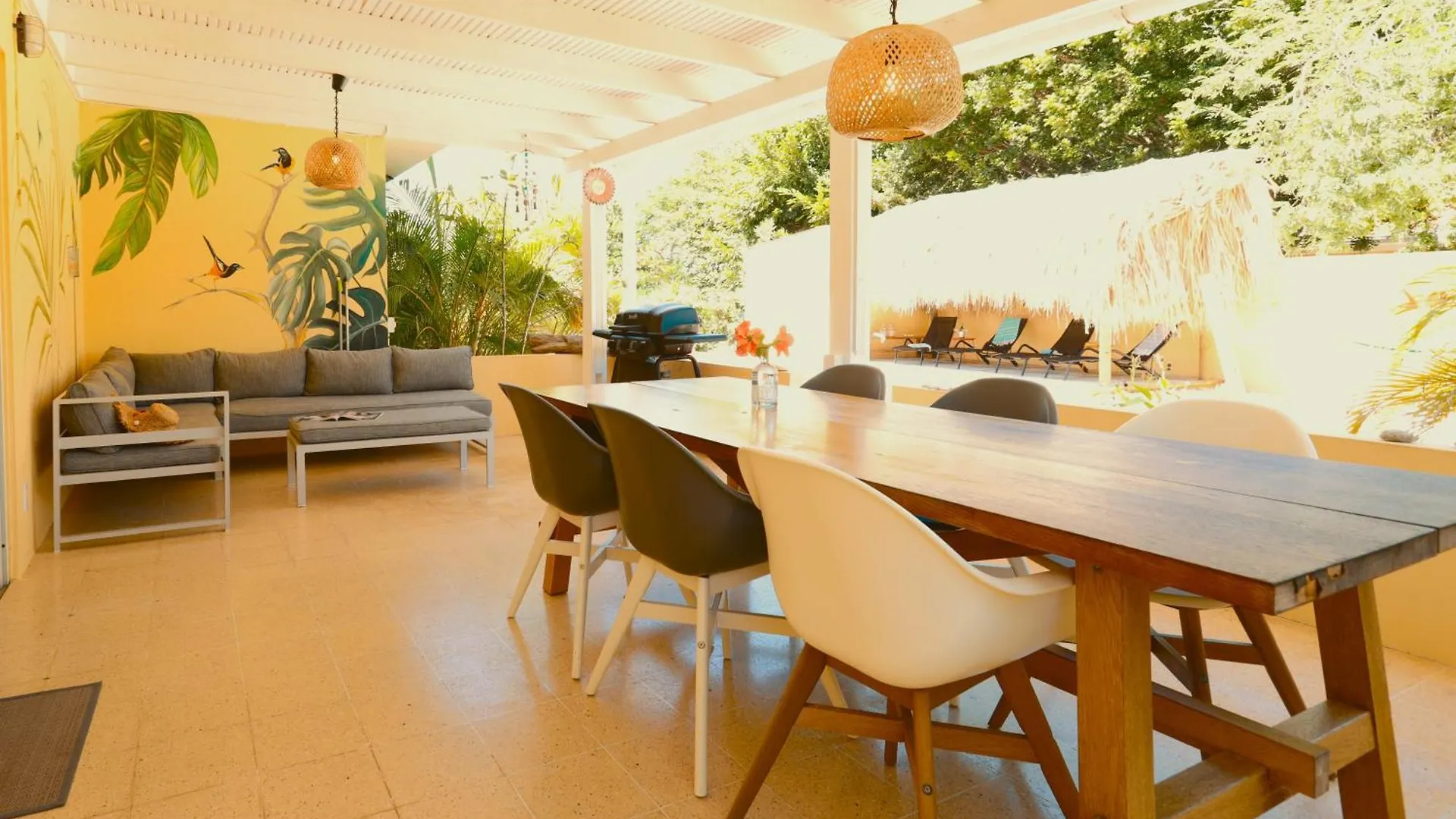 Villa Dushi Arembos, 6 Persons, Private Pool, Comfortable Car, Tropical Garden Grote Berg Curaçao